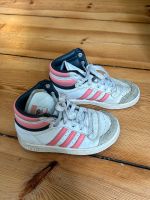 Sneaker Adidas Retro Kinderschuhe Friedrichshain-Kreuzberg - Kreuzberg Vorschau
