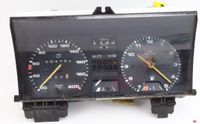 VW Passat Automatik BJ84 Kombiinstrument Tachometer Cockpit (40) Niedersachsen - Melle Vorschau