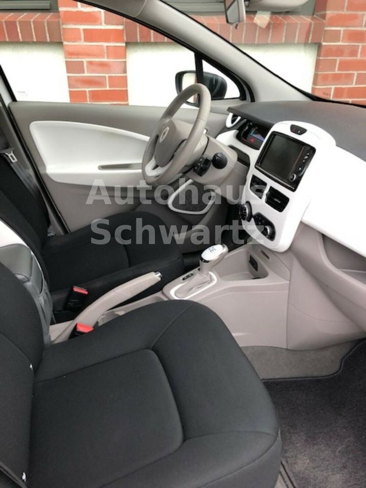 Renault Zoe Life ZE40 22kW in Malchin