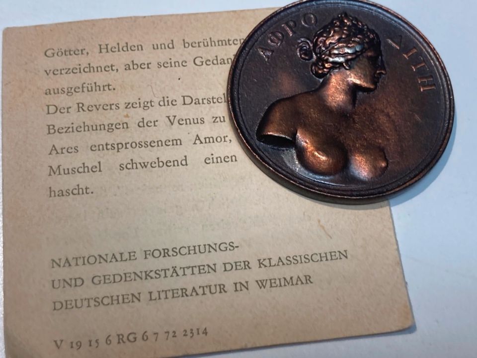 *ANTOINE BOVY FAKSIMILE MEDAILLE APHRODITE GOETHES SAMMLUNG BRONZ in Berlin