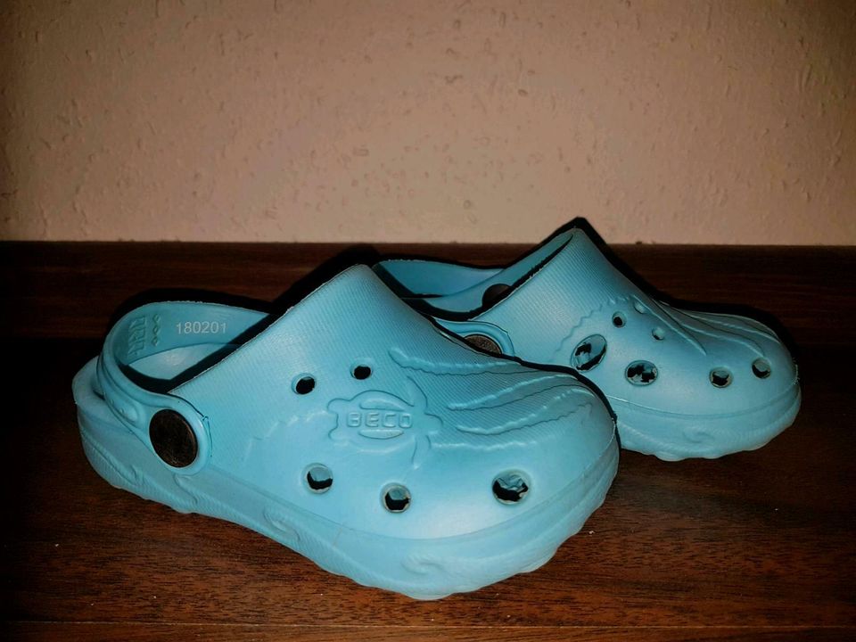 Clogs, Latschen, Kinder, Größe 25 in Embsen