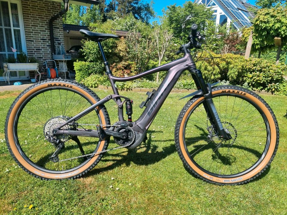 Giant Stance E+0 Pro, Shimano Deore XT - MwSt ausweisbar in Buchholz in der Nordheide