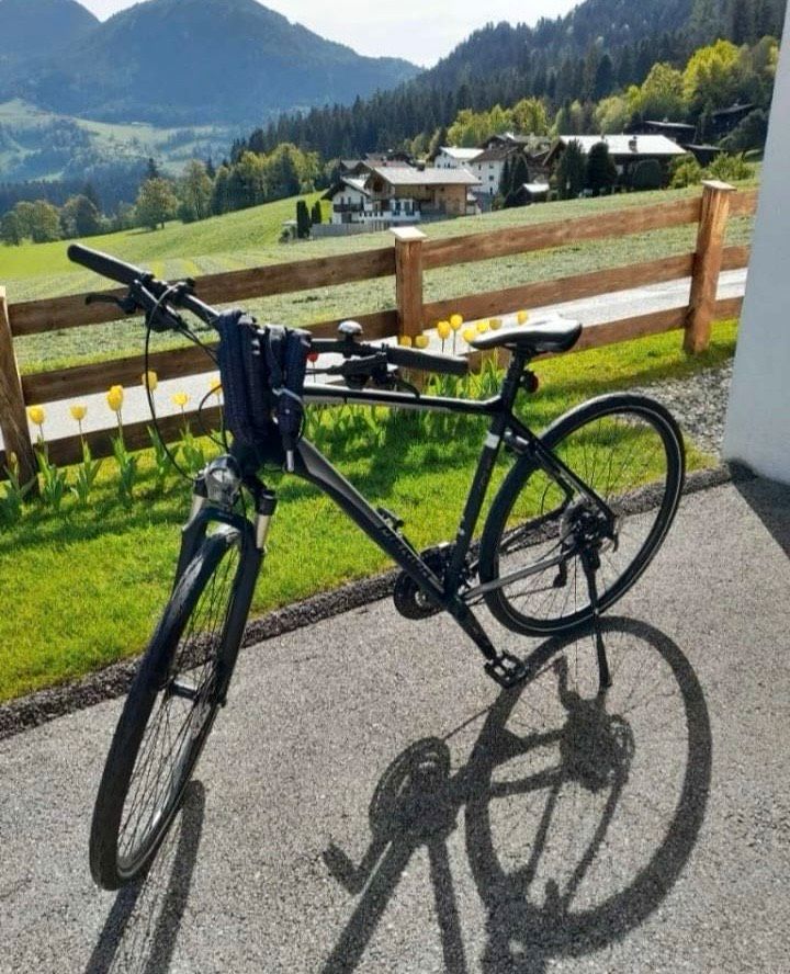 Neuwertiges Merida Crossway Fahrrad Unisex in Kiefersfelden