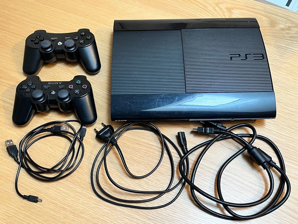 PS 3 PlayStation Konsole und Spiel gebraucht in Bad Belzig