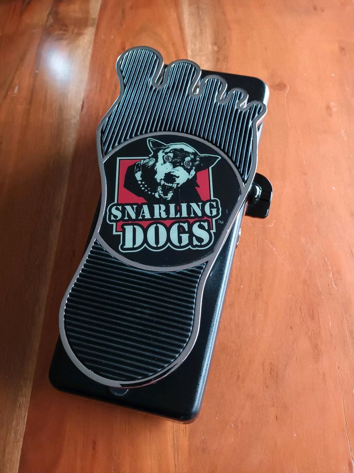 SNARLING DOGS Black Bawl vintage Wah Gitarre wie Dunlop Cry Baby in Kaiserslautern