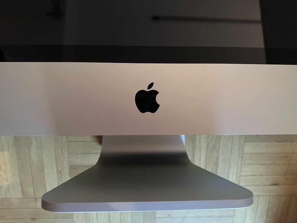 Apple iMac Core 2 Duo 2.8 24" in Essen