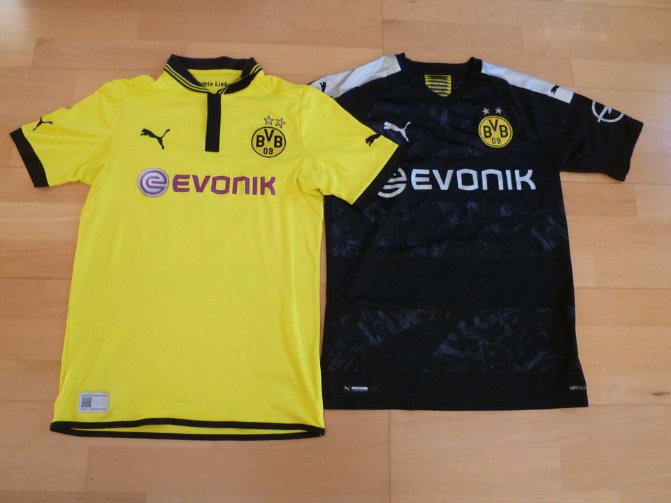 PUMA Borussia DORTMUND Trikot , 2 Stück in Nürnberg (Mittelfr)