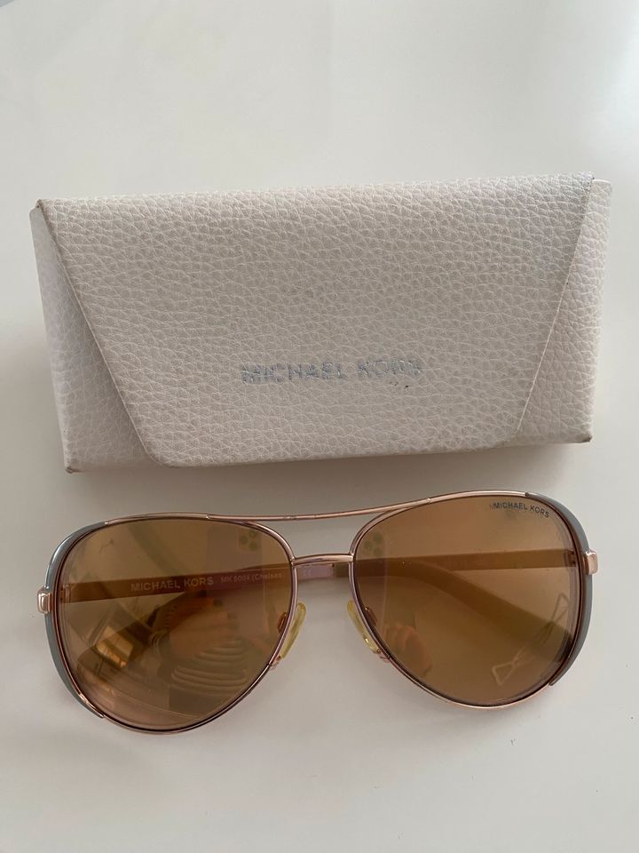 Michael Kors Sonnenbrille in Flein