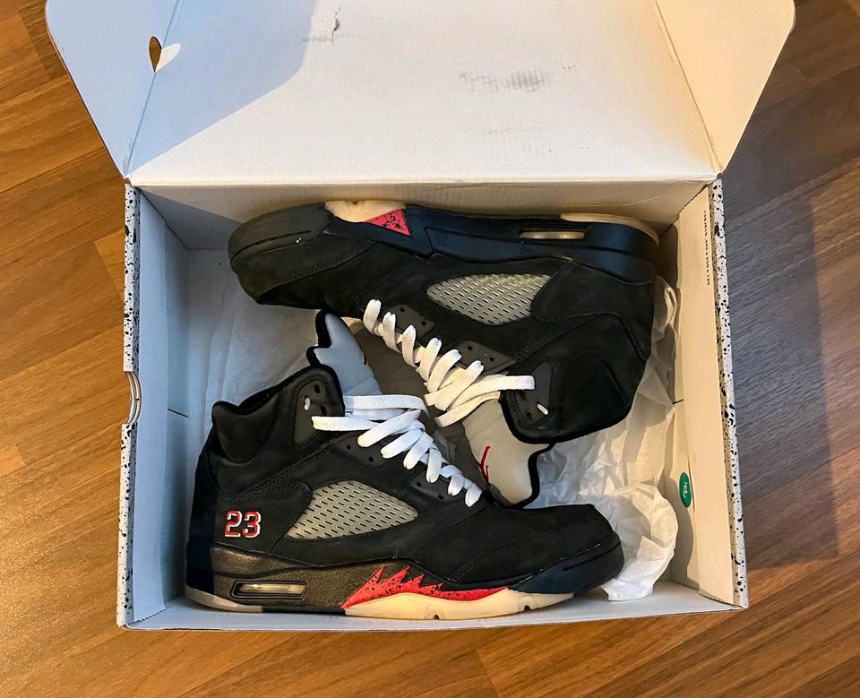 Jordan 5 gore tex 41 größe in Essen