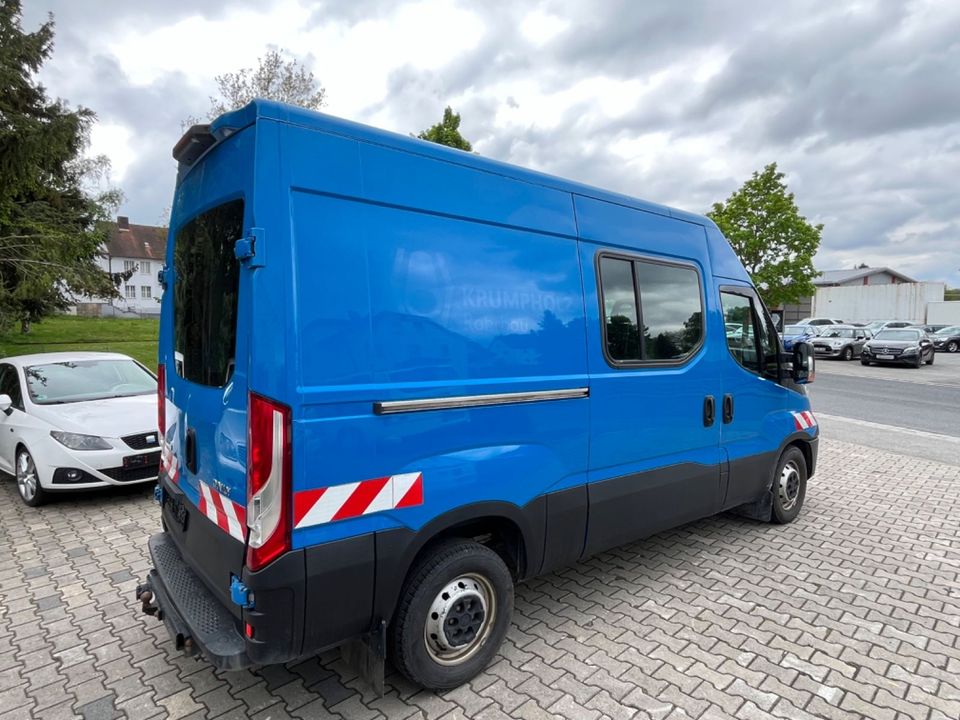 Iveco Daily 35S15 Sortimo -Einbau 3-Sitzer AHK  3,5t in Weidhausen