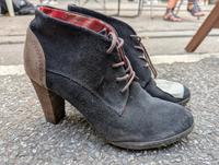 Tommy Hilfiger Stiefeletten in blauem Veloursleder Hamburg-Nord - Hamburg Uhlenhorst Vorschau