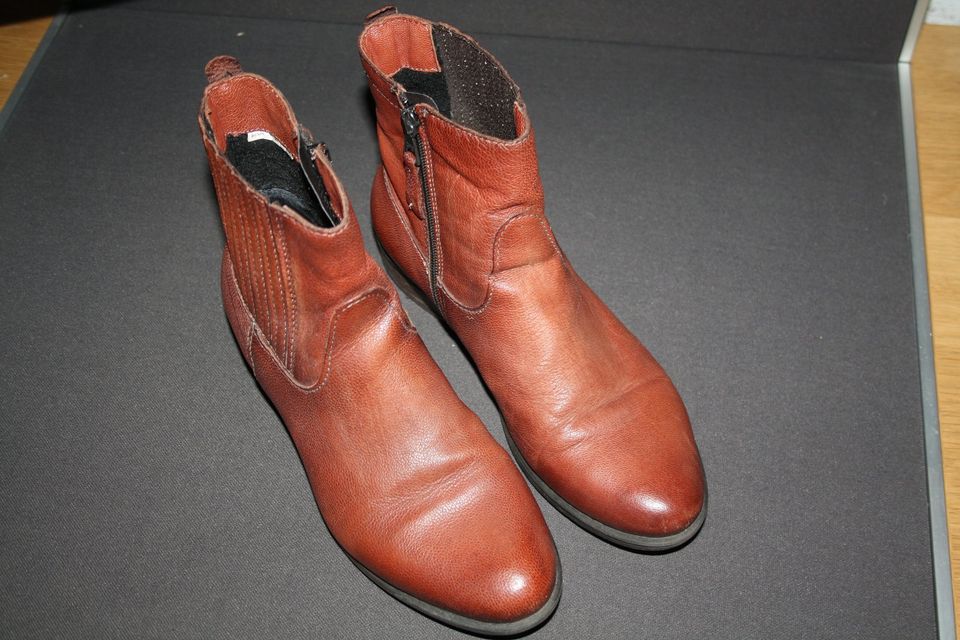 Leder Stiefelette Gr.39/40  --gut/sehr gut erhalten-- in Rositz