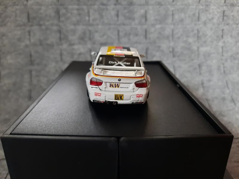 BMW 320si WTCC Dirk Müller in seltener Klappbox 1/43 NEU OVP in München