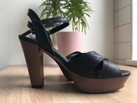 Zara Damen Schuhe High Heels Pumps Schwarz Gr. 35 Bayern - Ottobeuren Vorschau