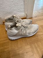 Adidas Tubular Sneaker Schuhe White Weiß Größe 42 Baden-Württemberg - Heidelberg Vorschau