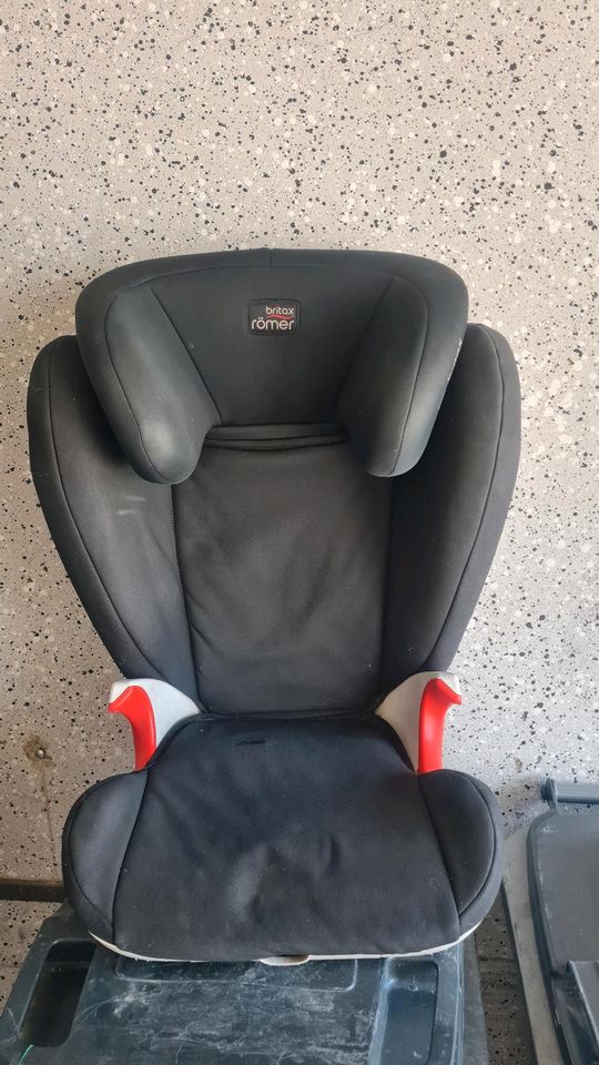 Britax Römer Kindersitz/Autositz KID II Gr.3 18-36kg in Weinsberg