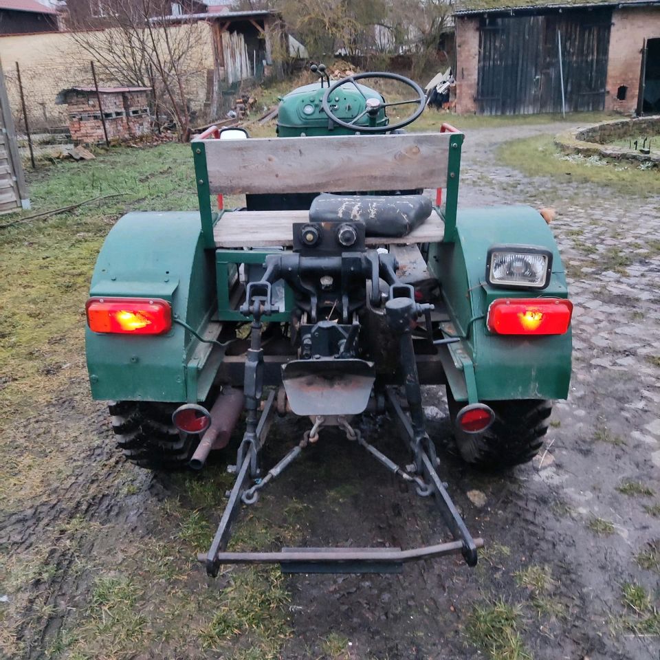 Traktor Marke Eigenbau in Bad Belzig