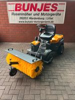 Stiga Frontkehrmaschine für Park Frontaufsitzmäher Niedersachsen - Wardenburg Vorschau