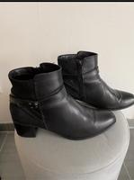 Tamaris Stiefeletten Schwarz Gr. 42 Hessen - Guxhagen Vorschau