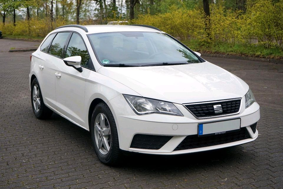 Seat Leon 1.2 TSI,90PS,Service"Neu",TÜV"Neu",1.Hand,,Klima,Top in Rellingen