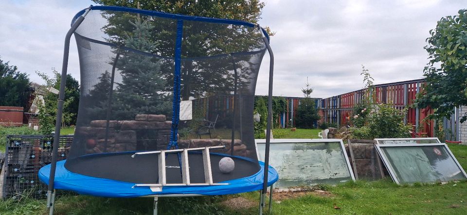 Schönes großes Trampolin in Schöppenstedt