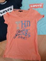 Tommy Hilfiger  T- Shirt 152 tlw neu Niedersachsen - Holle Vorschau