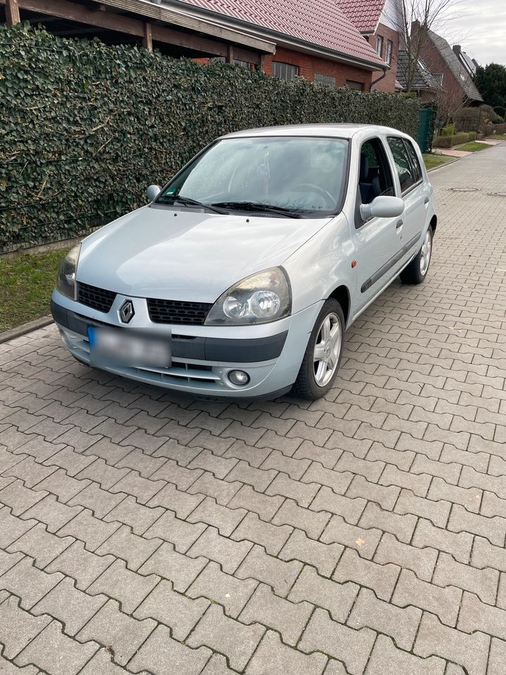 Renault Clio 2 in Haren (Ems)