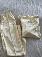 Nike Zweiteiler Berlin - Friedenau Vorschau