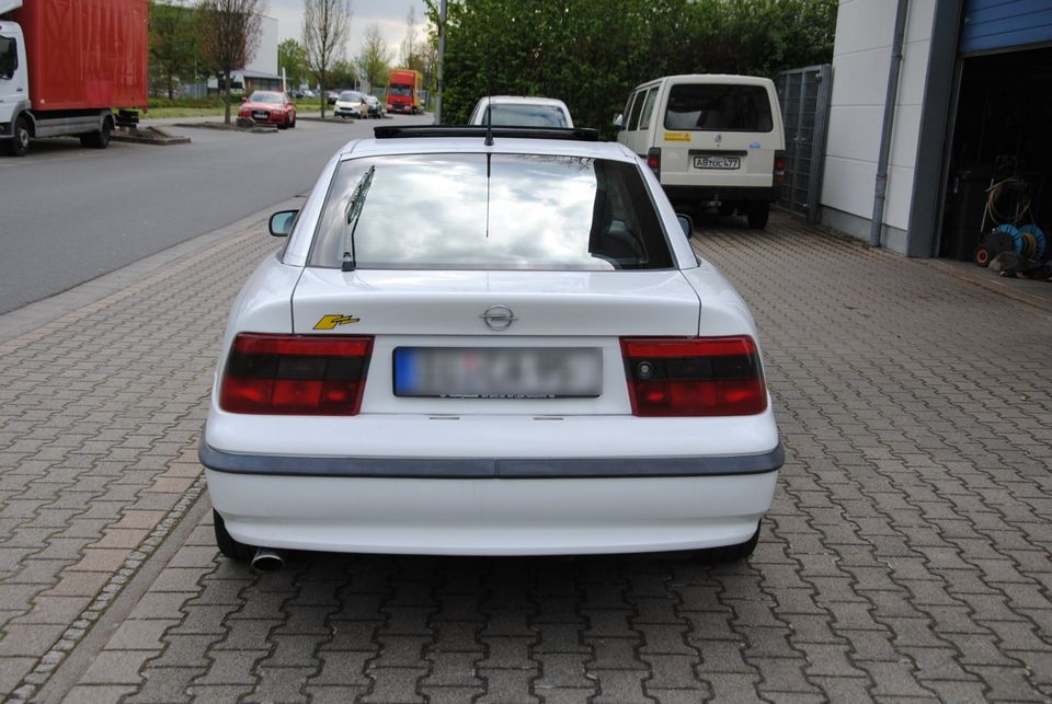 Opel Calibra DTM Keke Rosberg in Dieburg