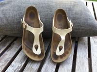 Birkenstock Gizeh creme dezent glänzend Gr. 39 - kaum getragen Neustadt - Huckelriede Vorschau