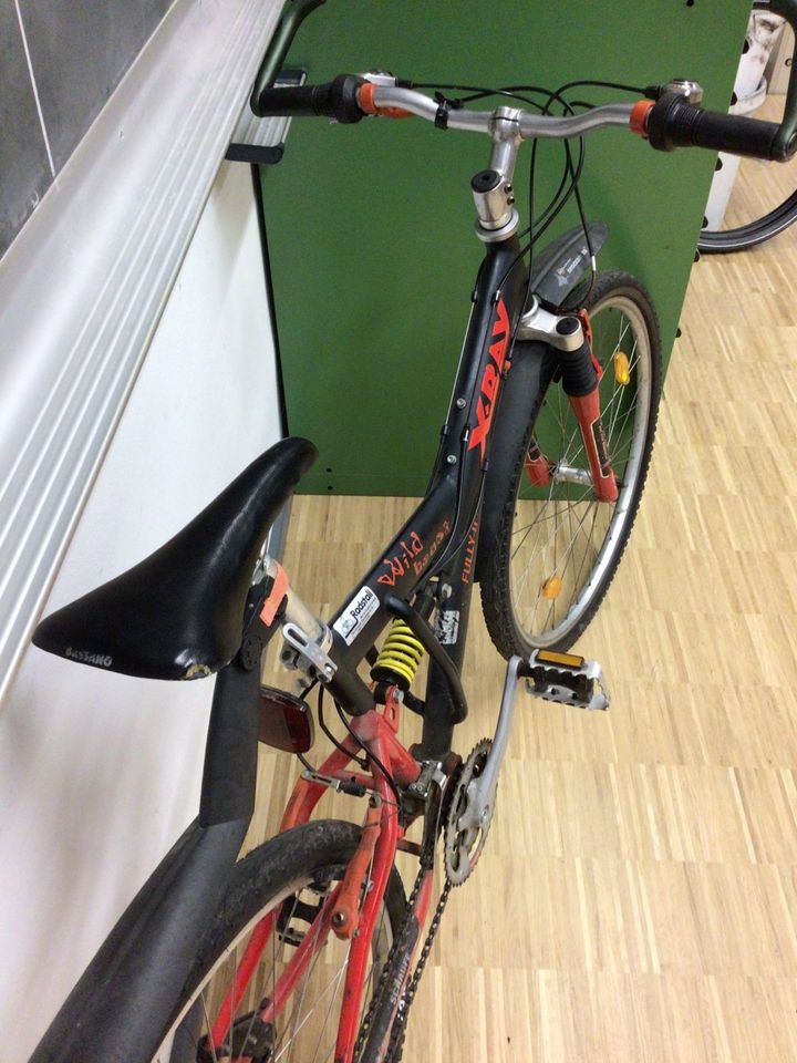 Mountainbike vollgefedert für Jugendliche 26“ in Darmstadt