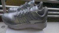 Adidas Schuhe damen gr 38,5 München - Schwabing-Freimann Vorschau