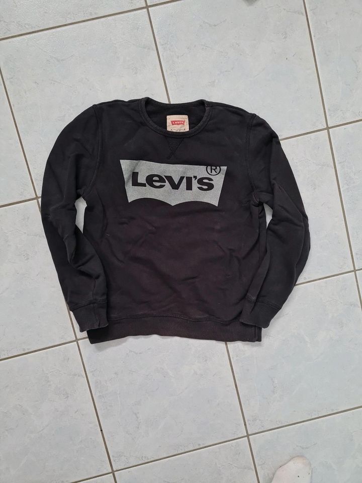 Sweatshirt, Hoodie 5 Stück, Größe 152 / 12 Jahre Levis,Nike, usw. in Wedemark