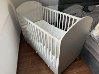 Kinderbett Babybett Ikea Gonatt mit Schubfach weiß 70X140 cm Nordrhein-Westfalen - Neunkirchen Siegerland Vorschau