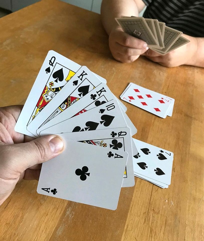 Suche MitspielerInnen für Karten- und Brettspiele in Bad Laasphe
