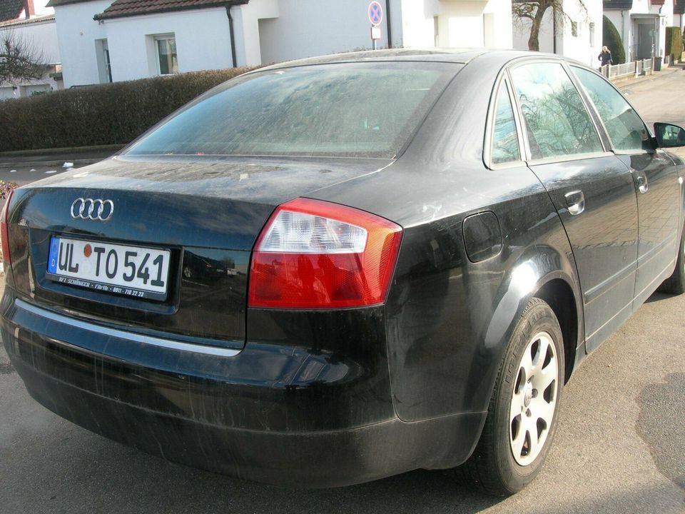 Audi-A4 (2002)  an Sammler !!! in Ehingen (Donau)