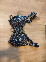 Bikini Bikinioberteil NEU schwarz blümchen Blumen Brandenburg - Hoppegarten Vorschau