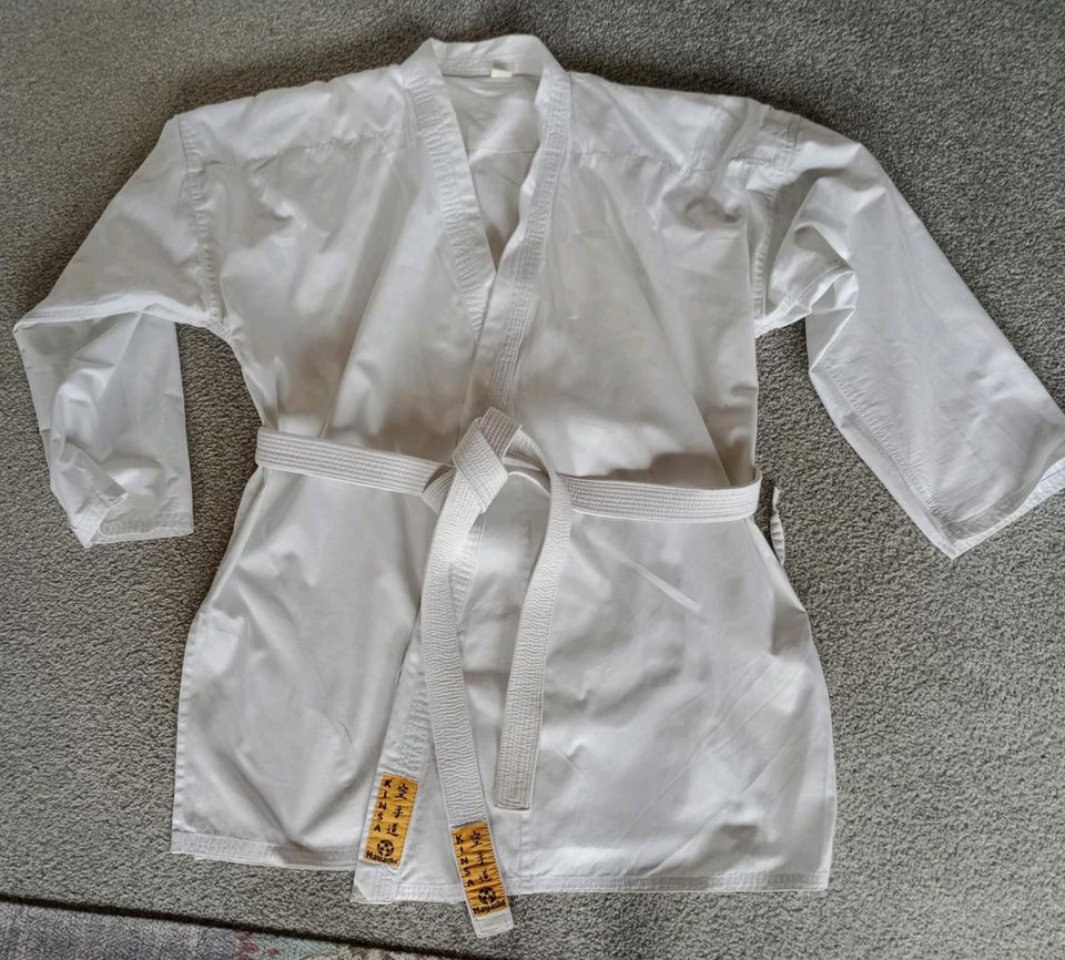 Karate Anzug Oberteil, "Hayashi Kinsa", Gürtel, XXXL in Schortens