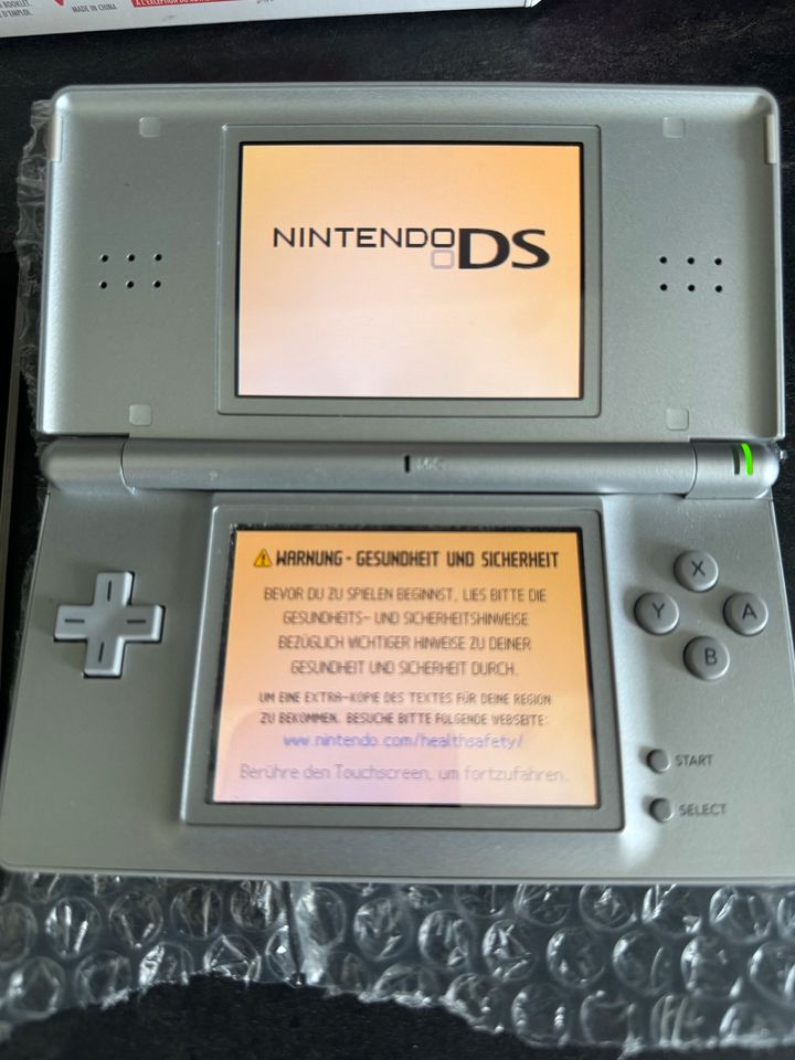 Nintendo DS Lite OVP Konsole TOP Zustand inkl 14 Spiele Super Set in München