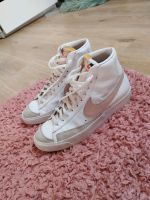 Nike Blazer Damen Gr.41 Nordrhein-Westfalen - Warstein Vorschau