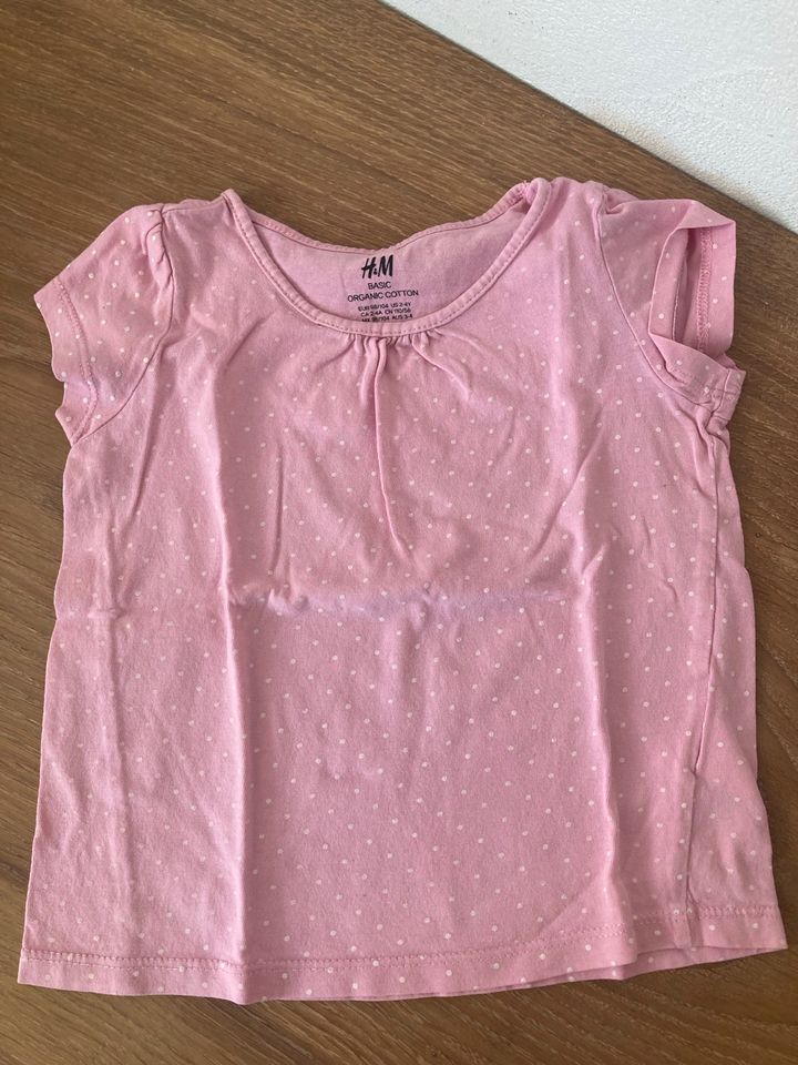 6 süße Mädchen T-Shirts Gr. 98 / 104 in Chieming