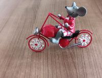 Deko graue Maus auf rotem  Motorrad Rheinland-Pfalz - Neuwied Vorschau