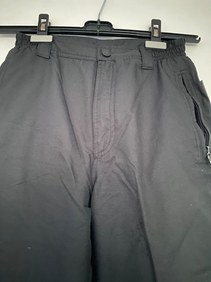 Skihose schwarz Gr. 164 etirel (InterSport) in Nordrhein-Westfalen - Vlotho  | eBay Kleinanzeigen ist jetzt Kleinanzeigen