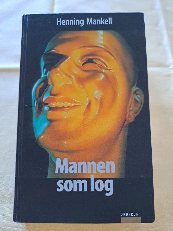 Henning Mankell, schwedisch"Mannen som log"Krimi Buch gebunden in Lübeck