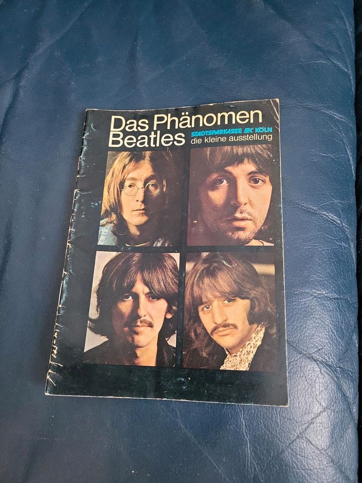 Beatles Bücher in Neuenhagen