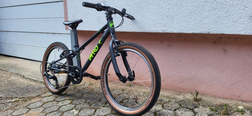 PYRO TWENTY Large 20" - sehr leicht - ähnlich Woom / Kubike in Schweich