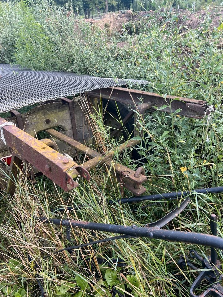 Gestell Zweiachsanhänger, Pferde, Traktoranhänger in Lindow