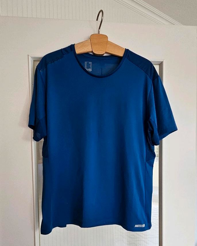 Herren Sport T-Shirt Gr. XL in Lübeck