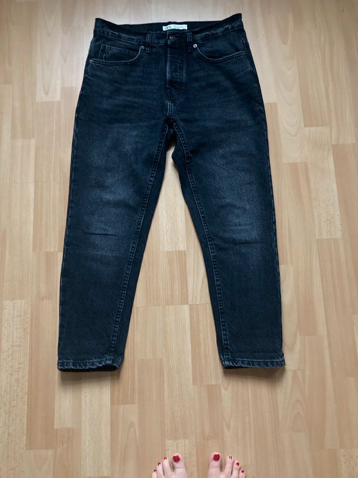 Zara mom Jeans gr.40 neuwertig in Dresden