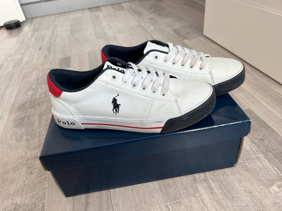 Ralph Lauren Graftyn Junior 35 Weiß Blau Rot Sneaker Kinder Junge in  Nordrhein-Westfalen - Pulheim | Gebrauchte Kinderschuhe Größe 35 kaufen |  eBay Kleinanzeigen ist jetzt Kleinanzeigen